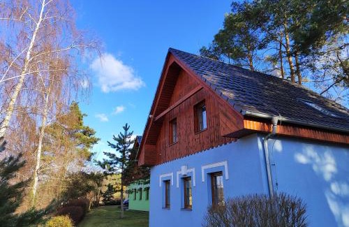 Tyn nad Vltavou House | Chaty Koloděje-modrý dům