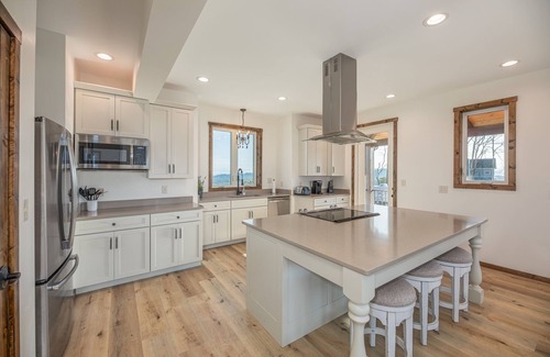 Chalet Village North Cottage | Cheer For Smoky Mountain Views