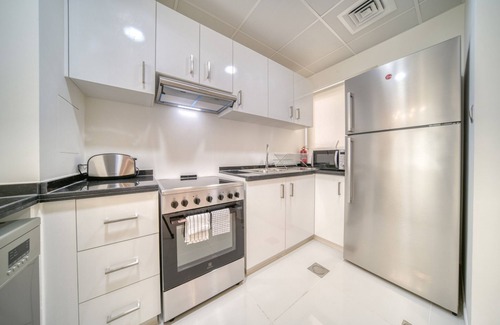 Dubai Ski Chalet | Cheerful 3BR Townhouse at DAMAC Hills 2, Dubailand by Deluxe Holiday Homes
