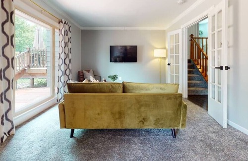 Canton House | Cheerful 4 bedroom in Canton