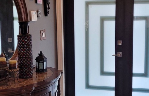 Country Walk House | Cheerful 5 bedroom Pool Home