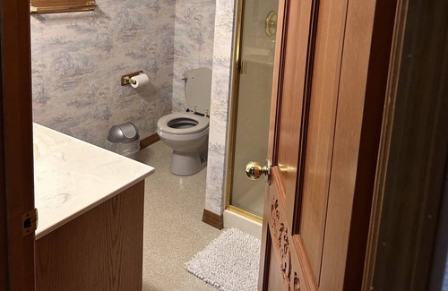 Ashland Other | Cheerful location on golf course Ashalnd
