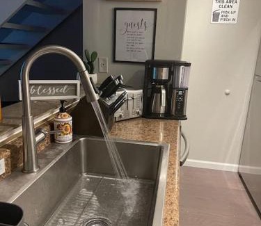 Tucson House | Cheerful & Relaxing 5 Location Pool Parking