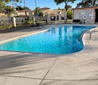 Tucson House | Cheerful & Relaxing 5 Location Pool Parking