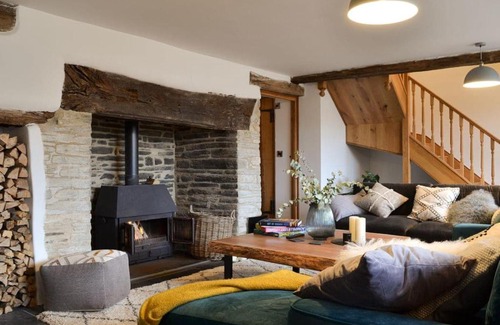 Barnstaple House | Chelfham Barton Manor
