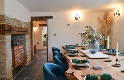 Barnstaple House | Chelfham Barton Manor
