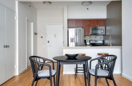 Midtown South Apartment | Chelsea 1br w gym doorman nr High Line NYC-1123