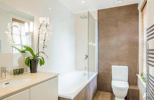 Chelsea Apartment | Chelsea - Draycott Place by Viridian Apartments
