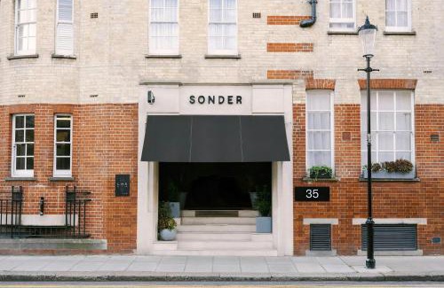 Chelsea Hotel | Chelsea Green Hotel, Sonder by Marriott Bonvoy