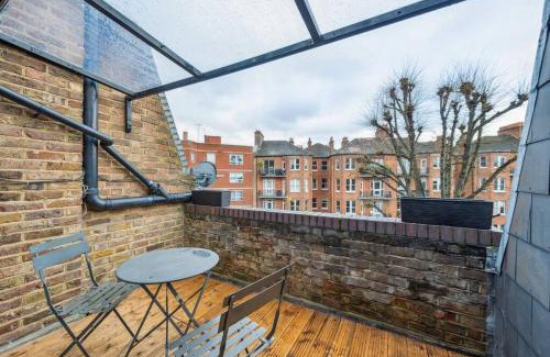 Chelsea Riverside Apartment | Chelsea Superior Apartment - 10 Minutes from Stadium