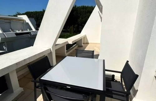 Montpellier Apartment | CHEMINET - 52 - L'OREE DU GOLF