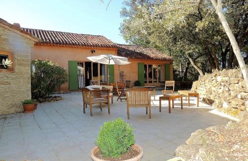 La Bastidonne Bed & Breakfast | chenesverts-bucaille