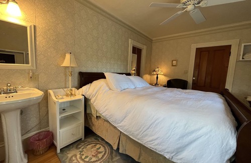 Ashland Bed & Breakfast | Cheney House B&B