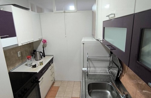 Novo Sarajevo Apartment | Chengic Villa Comfort - Modern 2-Bedroom