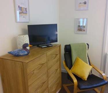 Begelly House | Cherry Cottage - Perfect base for two in beautiful Pembrokeshire
