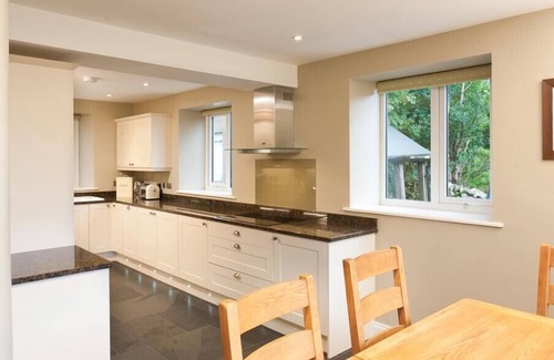 Hartsop Cottage | CHERRY GARTH, family friendly, with open fire in Hartsop