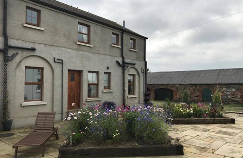 Craigavon House | Cherry Tree Cottage Hillsborough - Moira