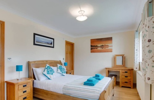 Horton House | Cherry Tree Cottage in the beautiful Swansea