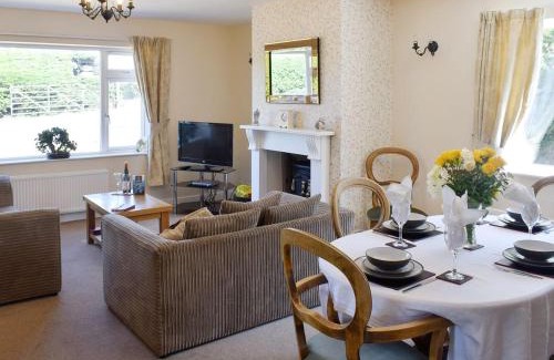 Skinningrove House | Cherrytree Cottage
