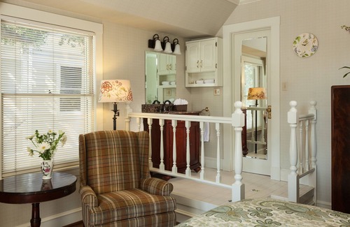Oak Park Bed & Breakfast | Cheshire Cat Inn & Cottages