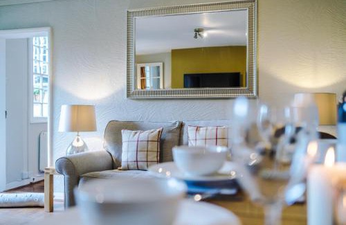 Cheshire West and Chester House | Cheshire Countryside, Delamere Forest, Family Retreat Rose Cottage