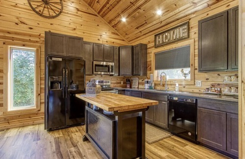 Chalet Village North Cabin | ✨ Chesnut Ridge, Beautiful Mountain Cabin in the Best Location 🏅