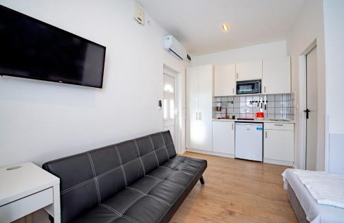Kispest Apartment | Chesscom Apartments