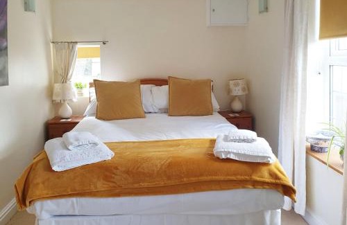 East Kirkby House | Chesterton Cottage
