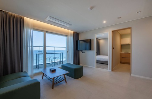Yangyang Hotel | Chestertons Naksan