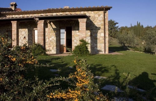 San Casciano dei Bagni Apartment | Chestnut apartment with swimming pool for 4 people