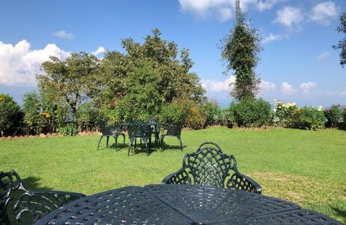 Kausani Hotel | Chevron Eco Lodge Kausani