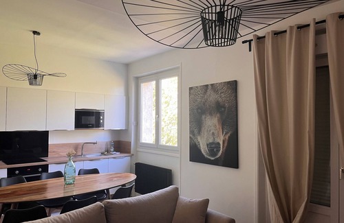 Dijon Apartment | Chez Louisa-Maria