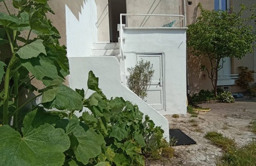 Saint-Martin-du-Littoral Apartment | "Chez Maupassant" Holiday apartment 2 minutes from the beach