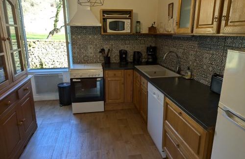 Burnand House | Chez Max et Juliette - Charmante maison familiale en bordure de forêt