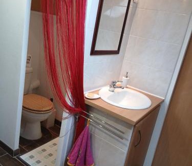 Asse-le-Boisne Bed & Breakfast | Chez Mayayoya