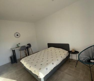Bollene Apartment | Chez Sam & Nico