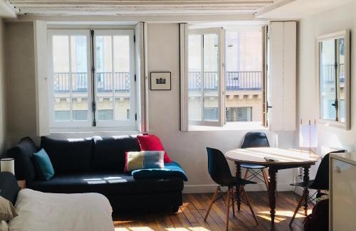 Paris City Center Apartment | Chez Vous ST HONORÉ