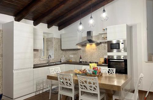 Palazzolo Acreide Historic Centre Apartment | Chiarilu'