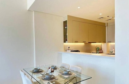 Dubai Apartment | Chic 1-Bedroom Apartment in Dubai Silicon Oasis