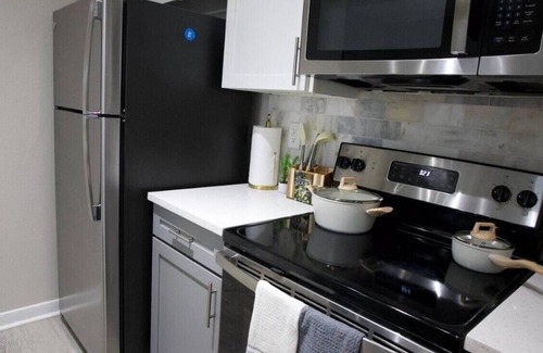 Alden Bridge Apartment | Chic 1-bedroom apartment with WiFi, AC in welcoming Magnolia