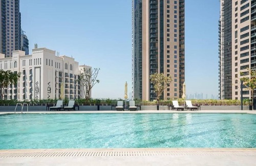 Dubai Apartment | Chic 1-bedroom apartment with fitness room in marvelous Dubai