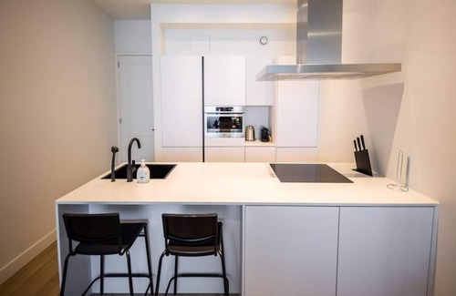 Delfshaven Apartment | Chic 1 Bedroom Serviced Apartment 54m2 -NB304C-