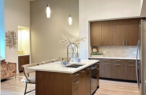 Midtown Apartment | Chic 1100 SQ FT 1 Bedroom Midtown ATL