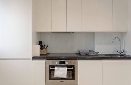 Courtfield Apartment | Chic 1BD Flat in the Heart of South Kensington