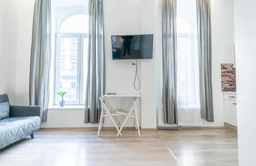 Neulerchenfeld Apartment | Chic 1BR, 7 Min Walk to Stadthalle Perfect Stay