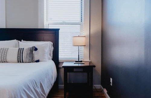 Soulard Apartment | Chic 1BR Balcony & Laundry Soulard