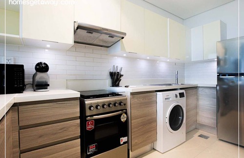 Jadaf Apartment | Chic 1BR Iris Amber Al Jaddaf