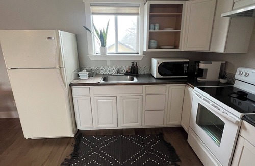 Northwest Boise City Apartment | Chic 2-bedroom, 1-bath, private-entrance loft in charming Boise