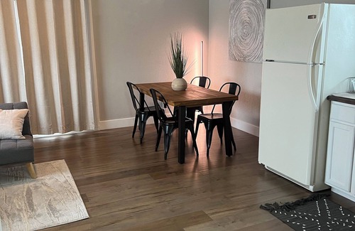 Northwest Boise City Apartment | Chic 2-bedroom, 1-bath, private-entrance loft in charming Boise