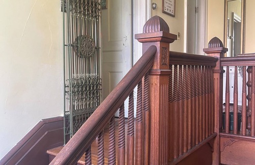 Town of Mount Pleasant Apartment | Chic 2-bedroom apartment with AC, WiFi in welcoming Hawthorne